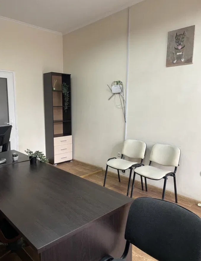 Оренда офісу 44 м², Дегтярная вул.