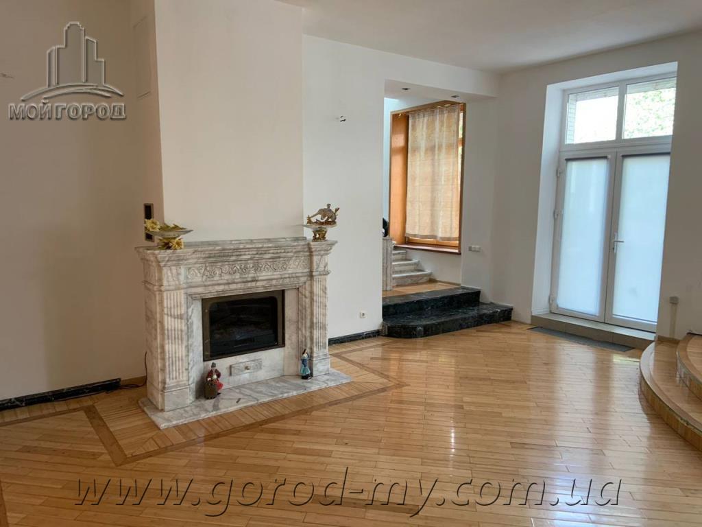 Продажа поместья 1500 м², Лазаряна ул.