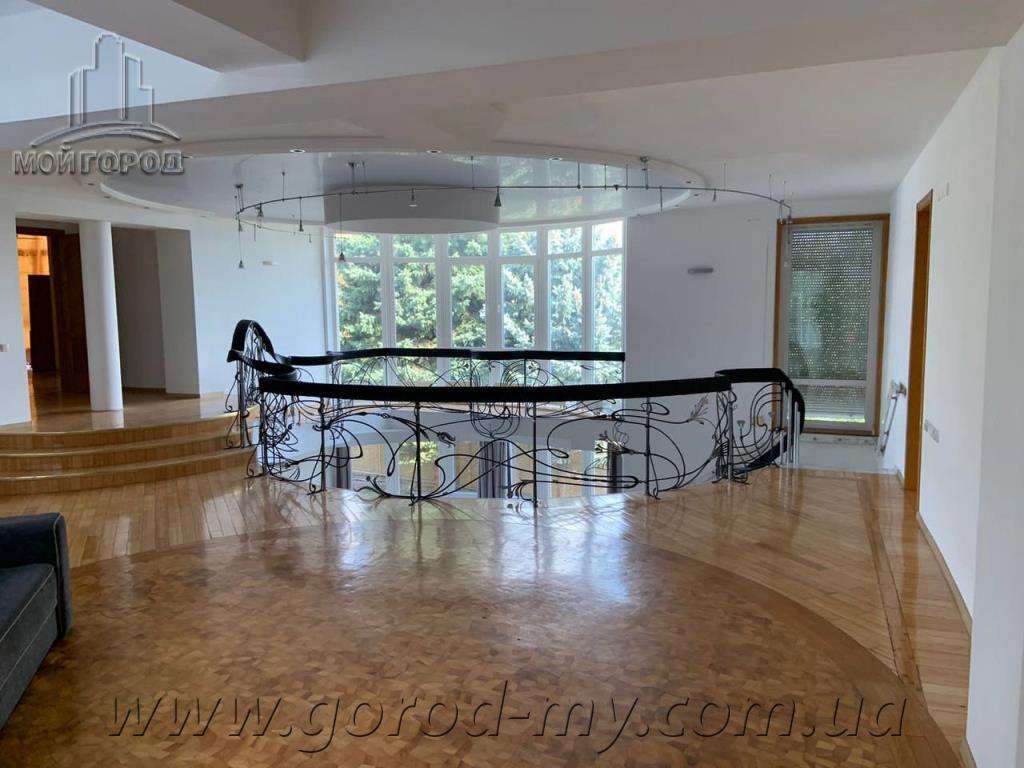Продажа поместья 1500 м², Лазаряна ул.