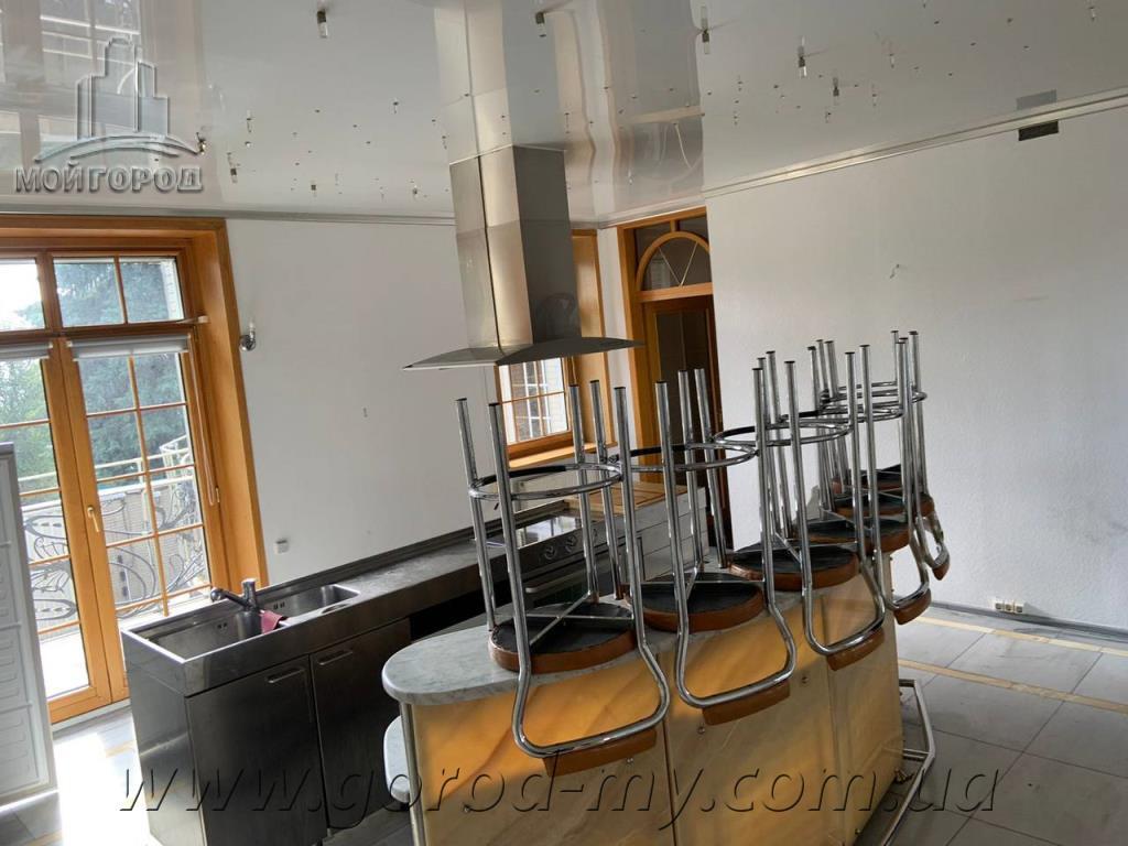 Продажа поместья 1500 м², Лазаряна ул.