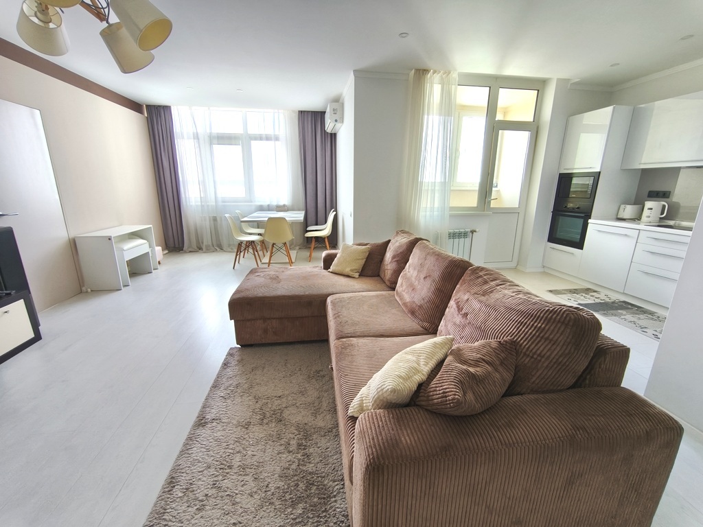 Аренда 3-комнатной квартиры 86 м², Краснопольская ул., 2Г