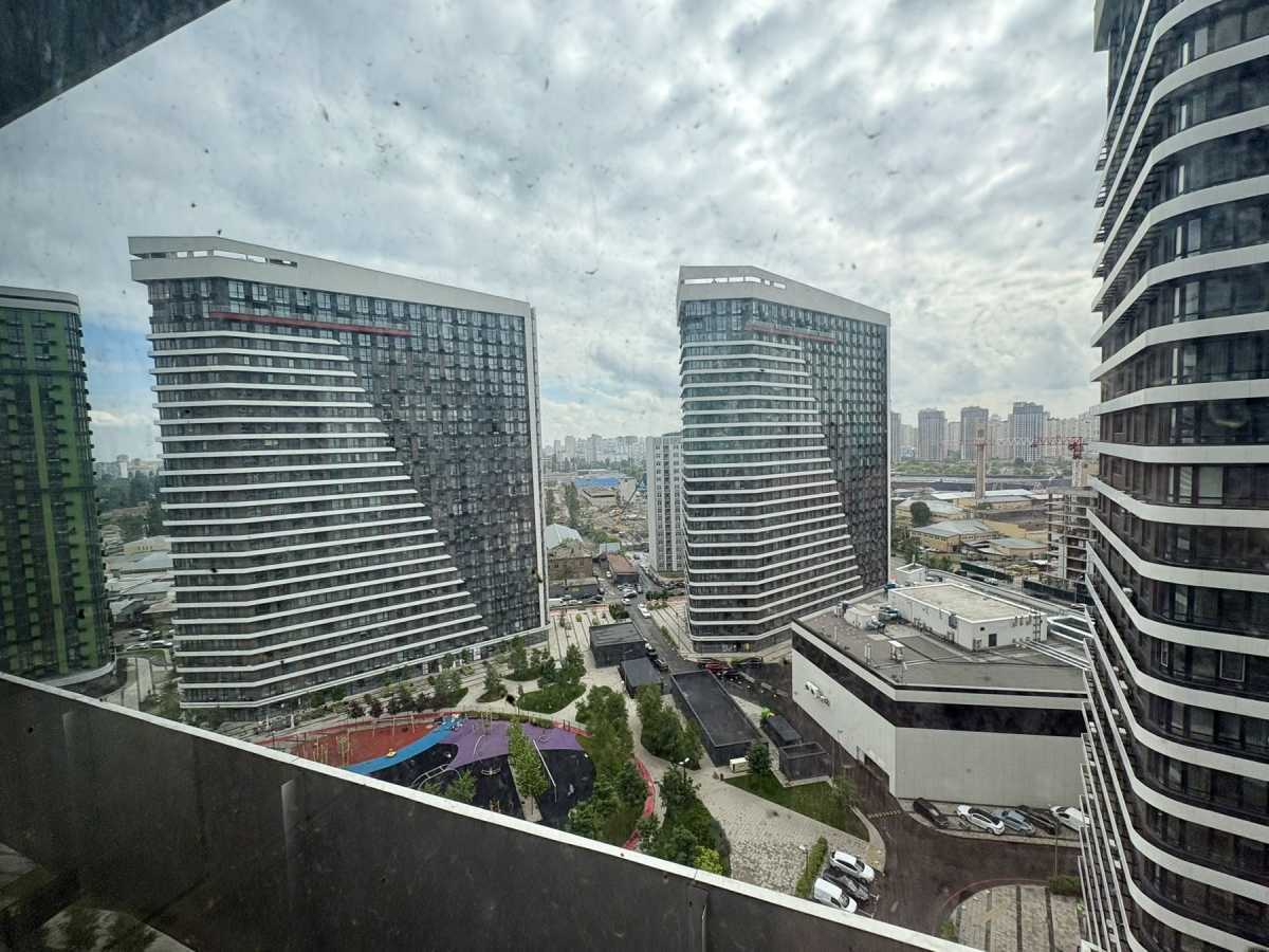 Продажа 2-комнатной квартиры 83.3 м², Днепровская наб., 15Ж