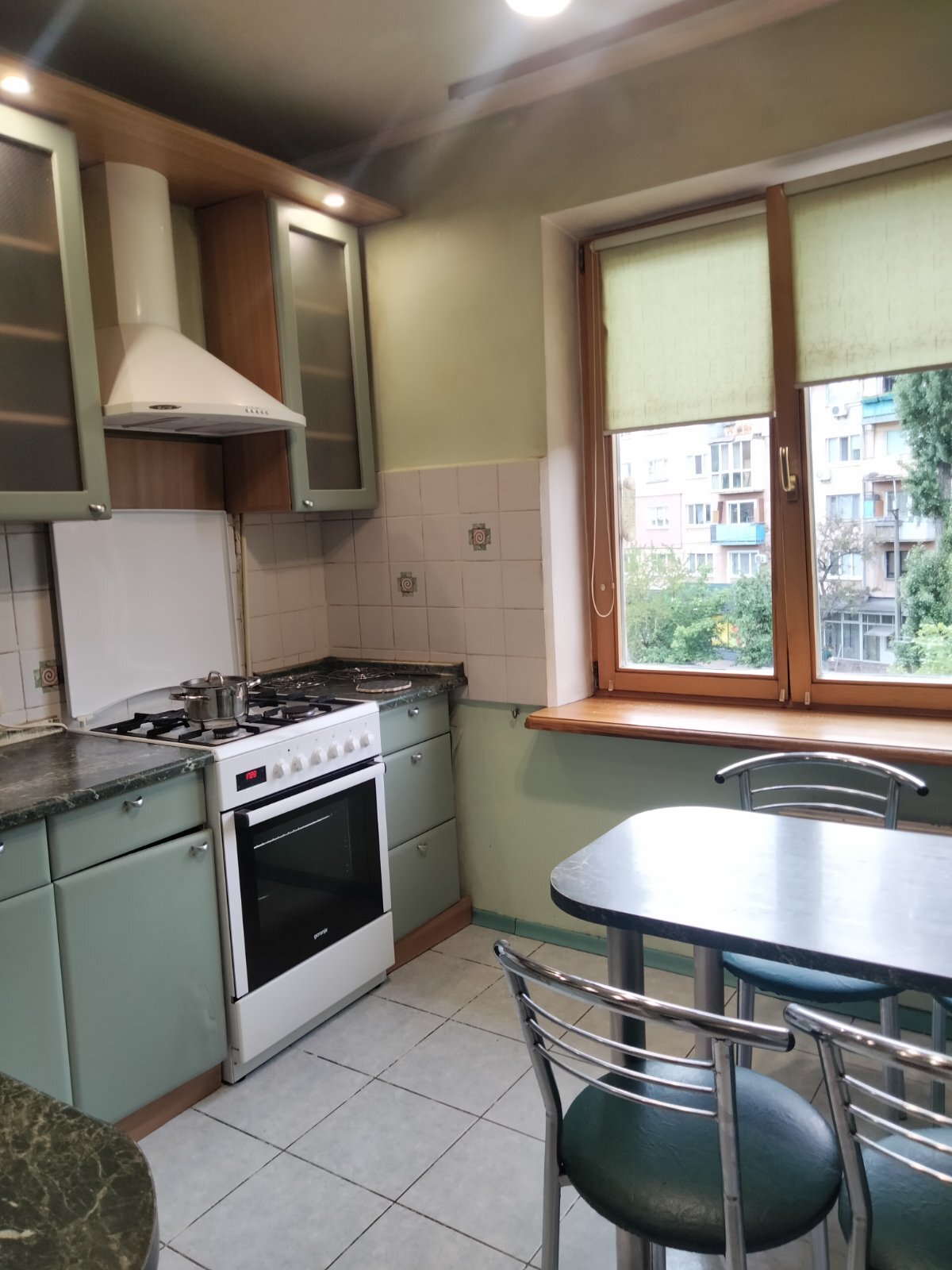 Аренда 3-комнатной квартиры 64 м², Полесская ул., 10