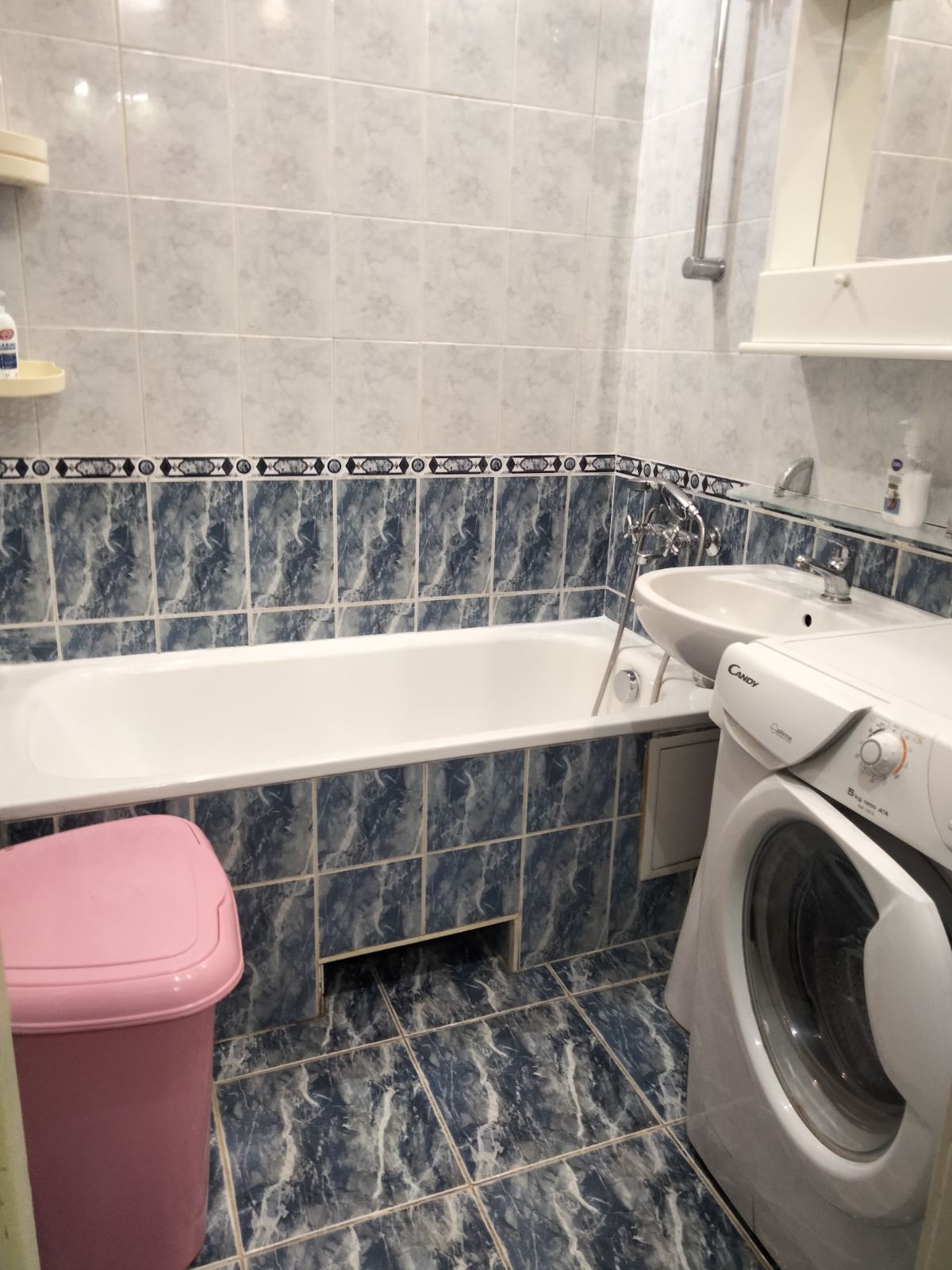 Аренда 3-комнатной квартиры 64 м², Полесская ул., 10