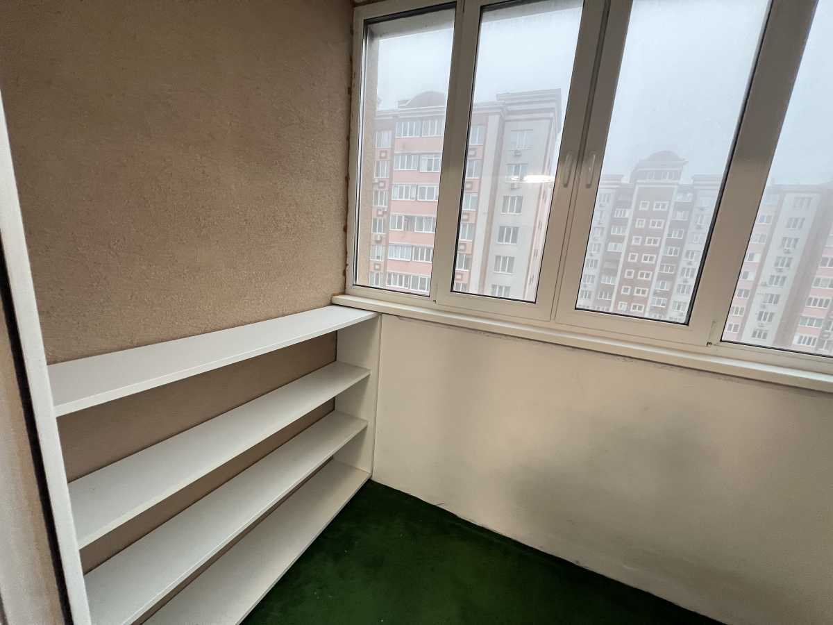 Продаж 1-кімнатної квартири 49 м², Лесі Українки вул., 2