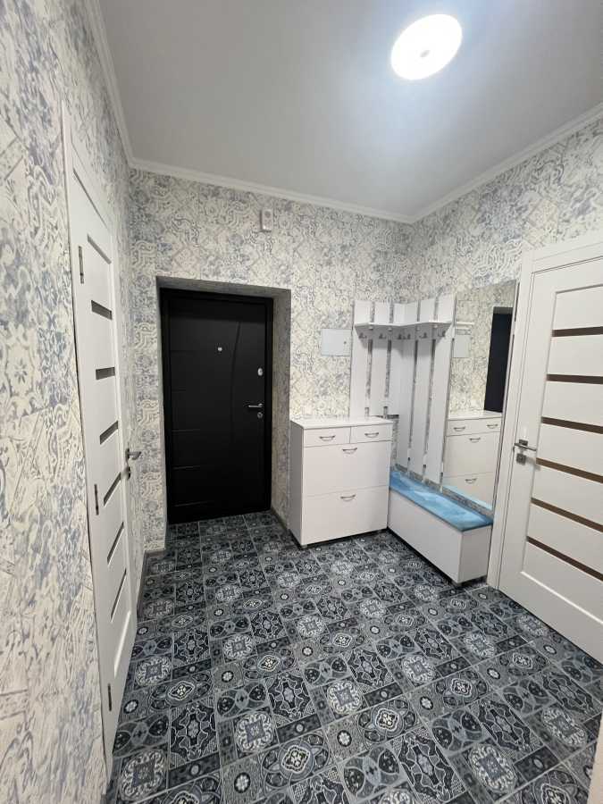 Продаж 1-кімнатної квартири 49 м², Лесі Українки вул., 2