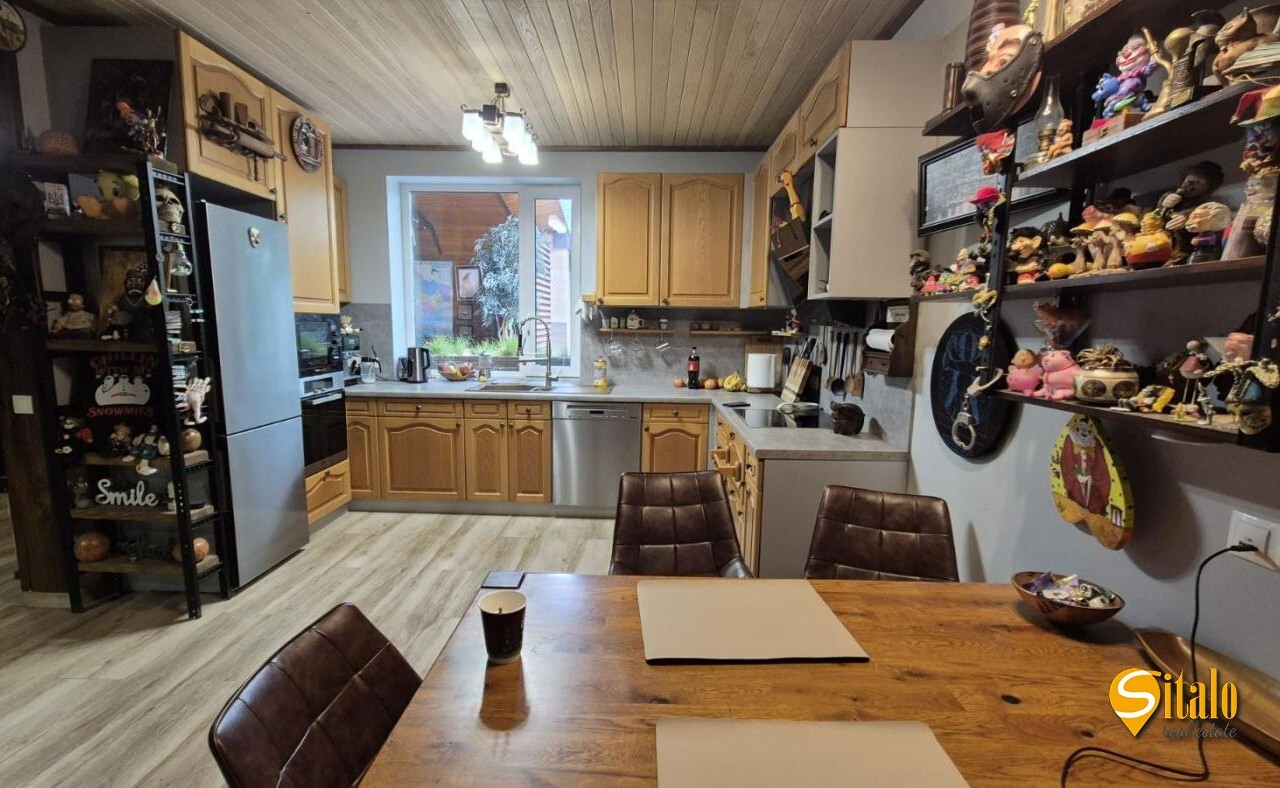 Продаж дуплексу 100 м², 52-а Садова вул.