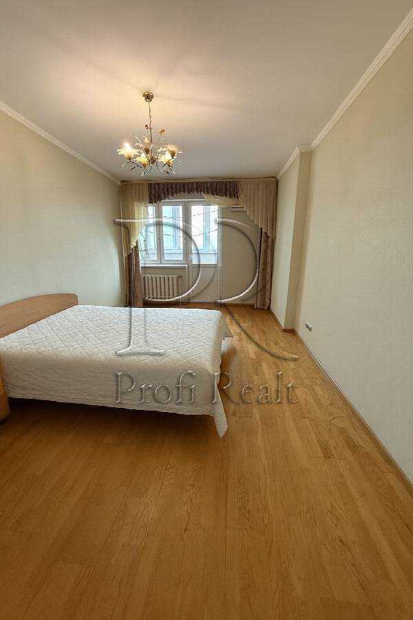 Продаж 1-кімнатної квартири 51 м², Кубанської України вул., 31А