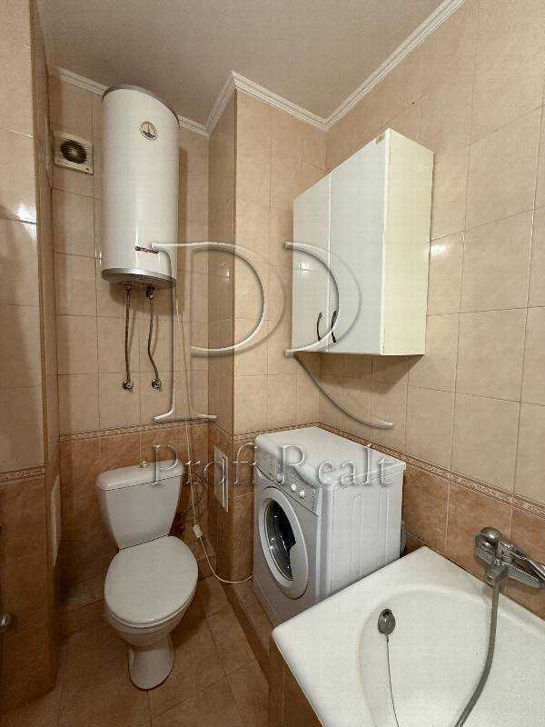 Продаж 1-кімнатної квартири 51 м², Кубанської України вул., 31А