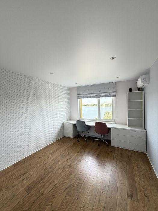 Продажа 2-комнатной квартиры 77 м², Вишняковская ул., 4