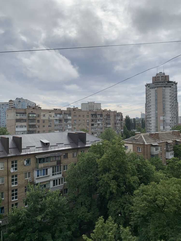 Продажа 1-комнатной квартиры 44.8 м², Вересневая ул., 12А