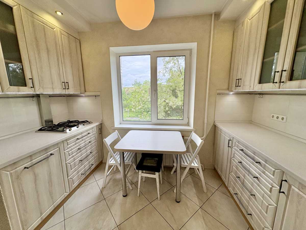 Оренда 2-кімнатної квартири 60 м², Північна вул., 10