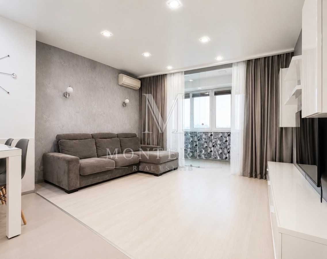 Продажа 2-комнатной квартиры 95.5 м², Вышгородская ул., 45/4