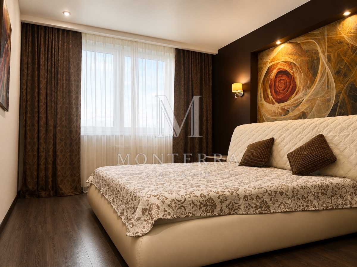 Продажа 2-комнатной квартиры 95.5 м², Вышгородская ул., 45/4