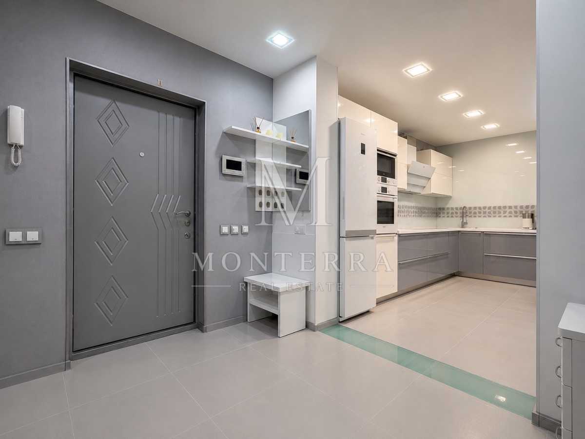 Продажа 2-комнатной квартиры 95.5 м², Вышгородская ул., 45/4
