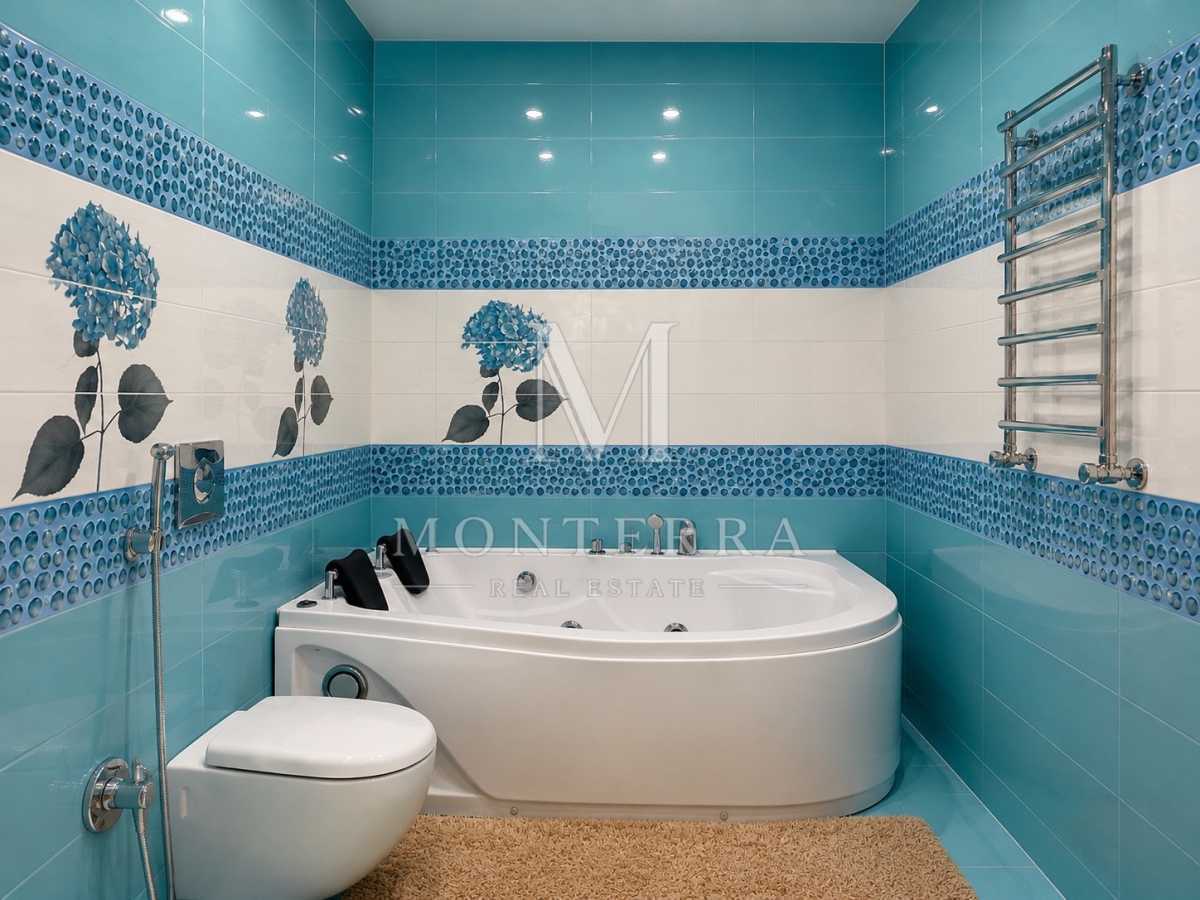 Продажа 2-комнатной квартиры 95.5 м², Вышгородская ул., 45/4