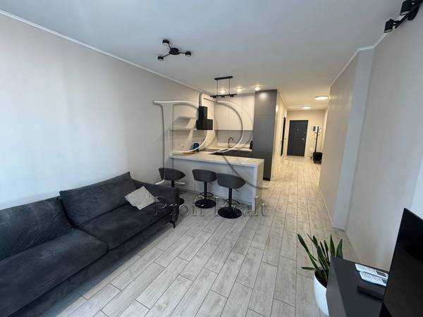 Продаж 2-кімнатної квартири 76 м², Дніпровське шосе, 15К
