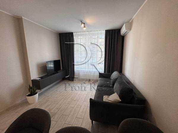 Продаж 2-кімнатної квартири 76 м², Дніпровське шосе, 15К