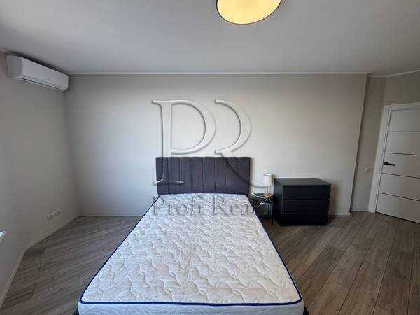 Продаж 2-кімнатної квартири 76 м², Дніпровське шосе, 15К