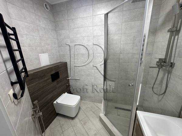 Продаж 2-кімнатної квартири 76 м², Дніпровське шосе, 15К