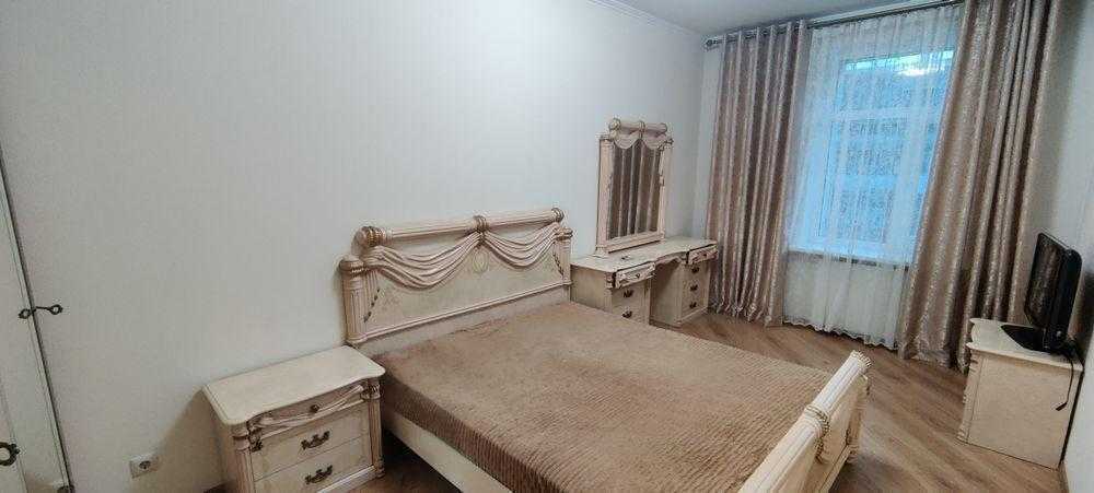 Продажа 2-комнатной квартиры 71.5 м², Краковская ул., 7