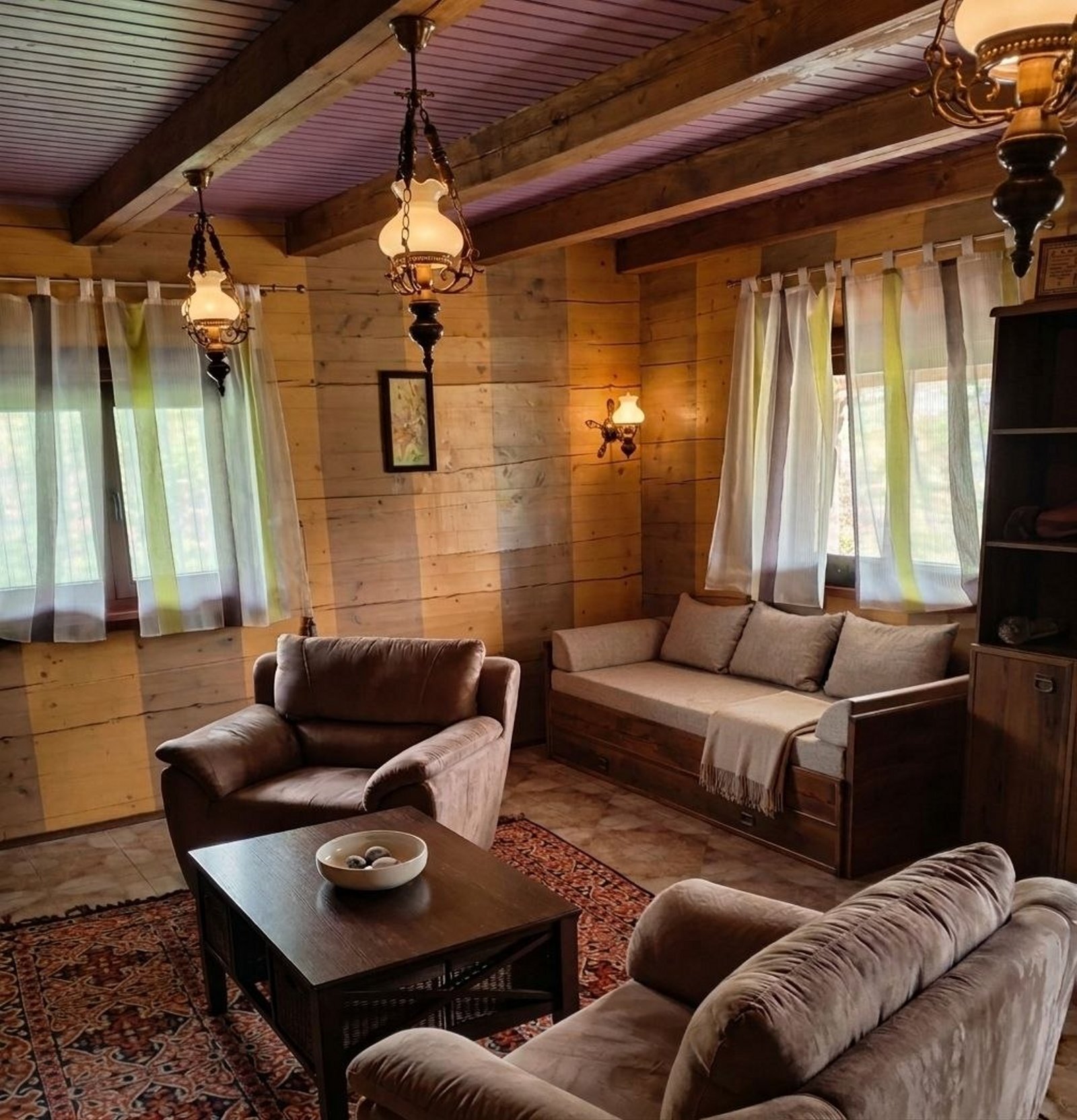 Продаж будинку 240 м²