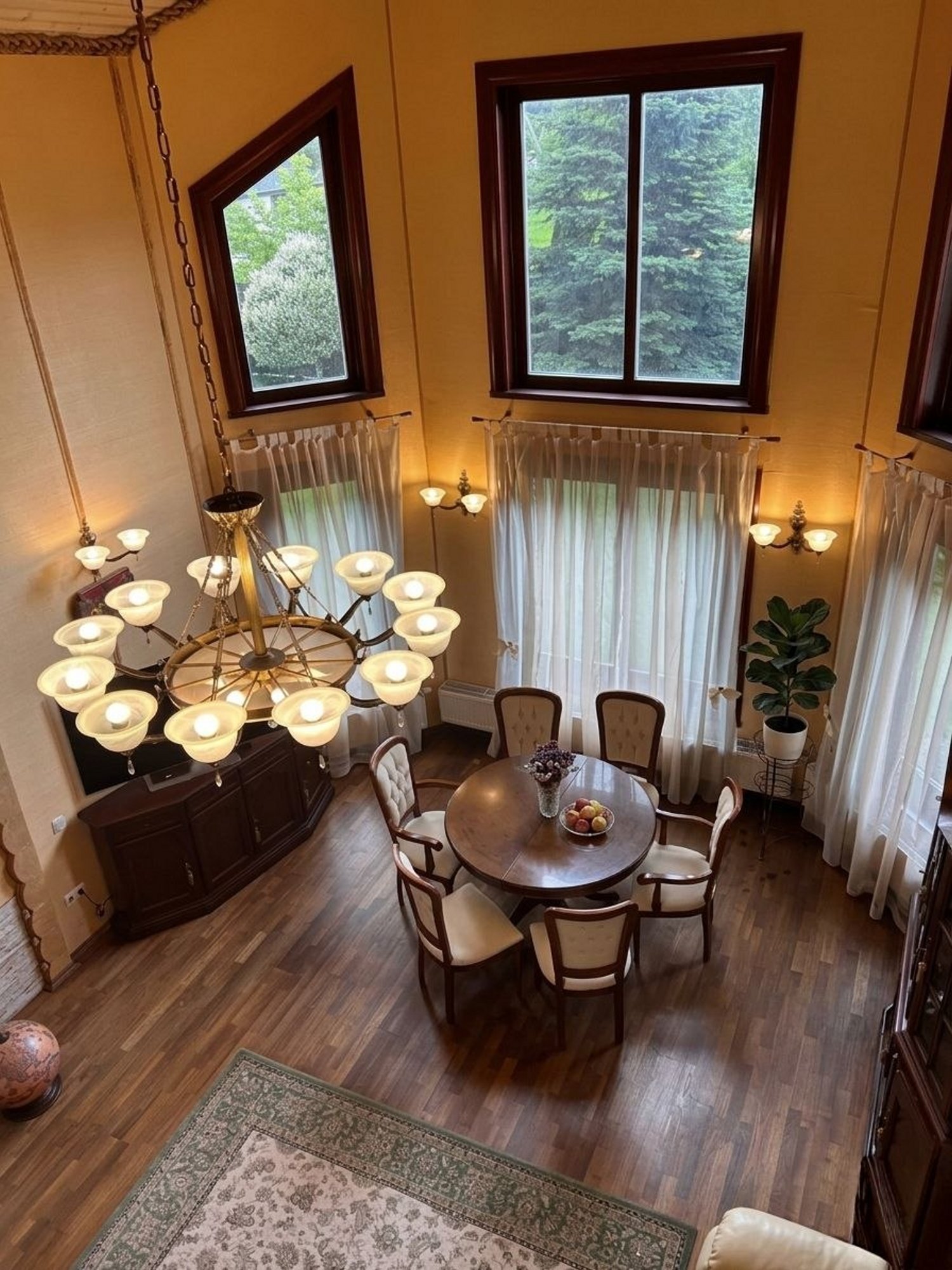 Продаж будинку 240 м²