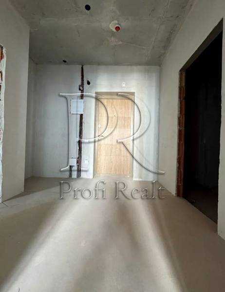 Продаж 1-кімнатної квартири 45 м², Канальна вул., 8Б