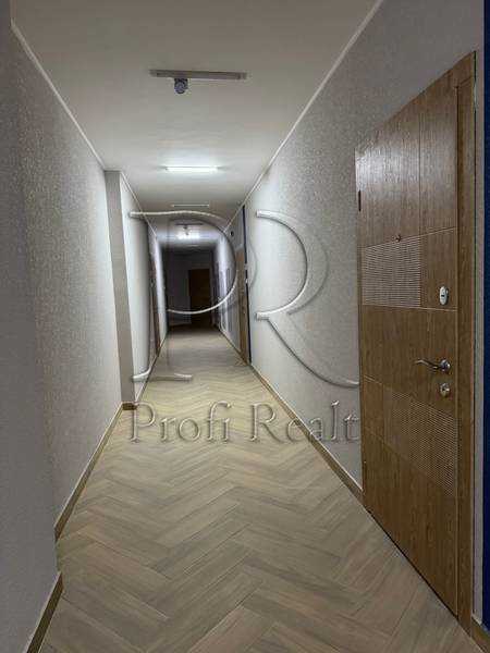 Продаж 1-кімнатної квартири 45 м², Канальна вул., 8Б