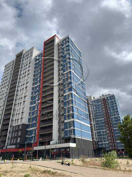 Продаж 1-кімнатної квартири 45 м², Канальна вул., 8Б