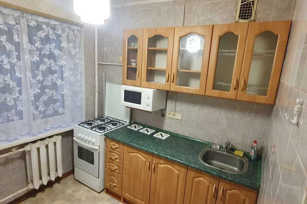 Аренда 1-комнатной квартиры 32 м², Строителей ул., 8
