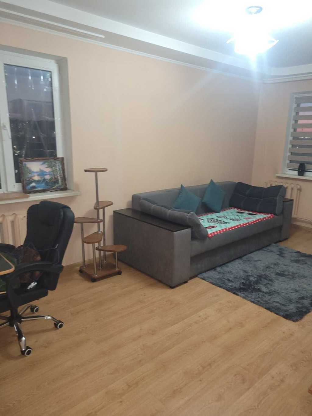 Продажа 2-комнатной квартиры 43 м², Алишера Навои просп., 84