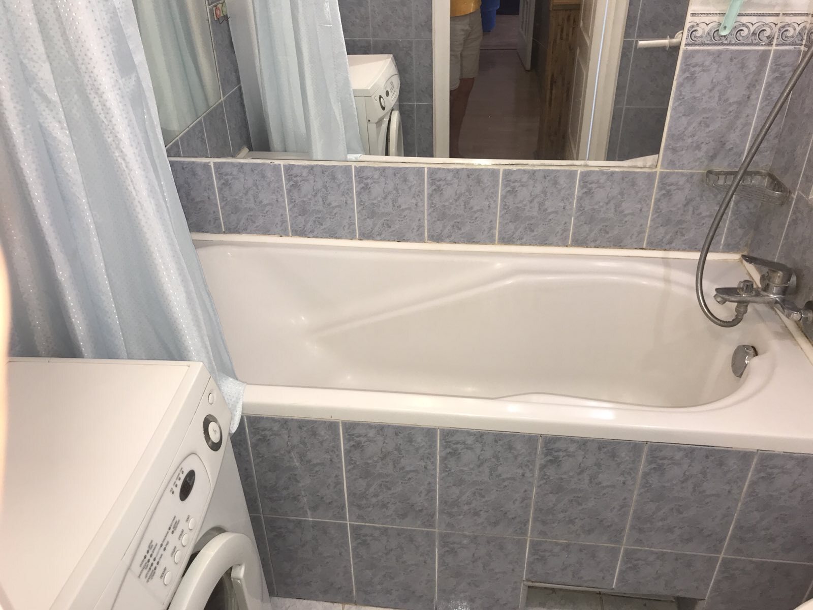Оренда 3-кімнатної квартири 68 м², Амвросія Бучми вул., 8