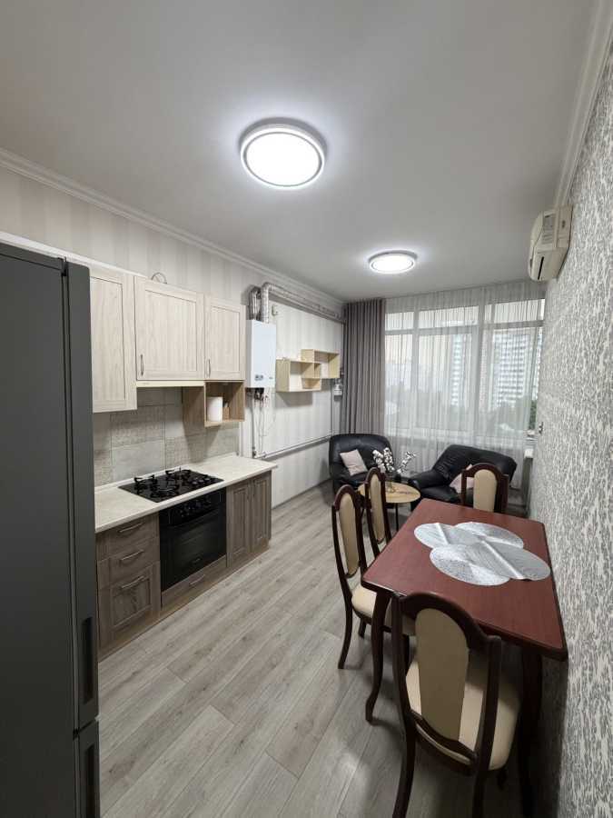 Аренда 1-комнатной квартиры 49.5 м², Академика Ефремова ул., 8а