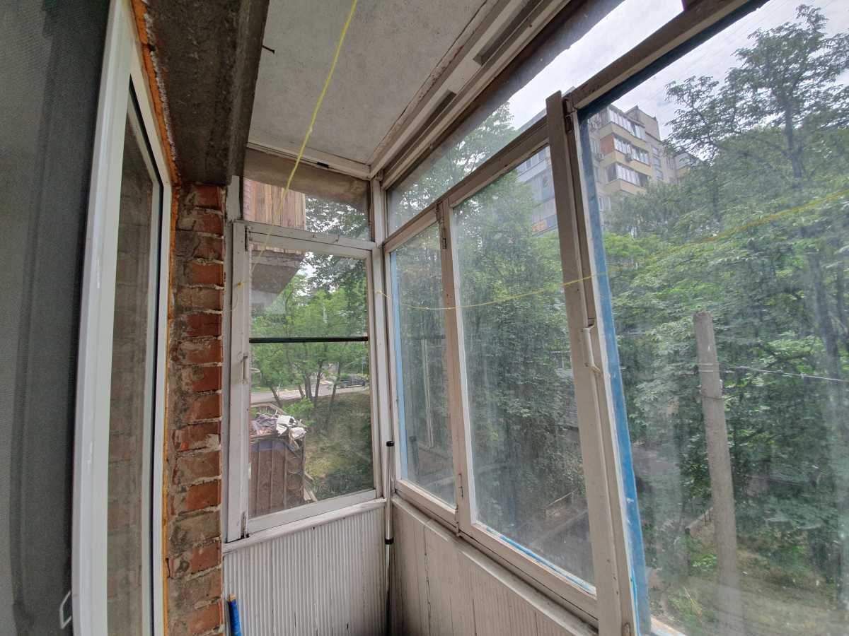 Продаж 1-кімнатної квартири 35 м², Дружби Народів бул., 8