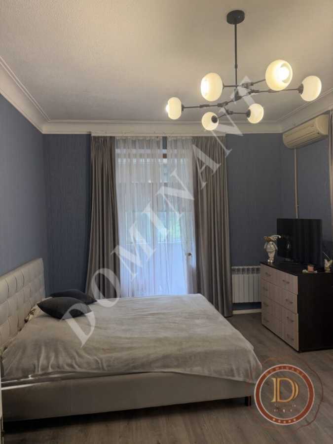 Продажа 3-комнатной квартиры 70 м², Железнодорожная ул., 5