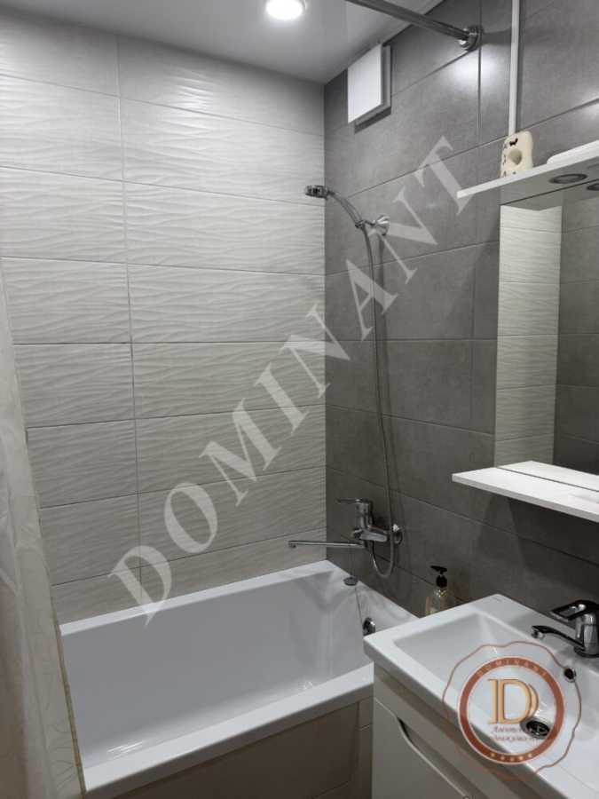 Продажа 3-комнатной квартиры 70 м², Железнодорожная ул., 5