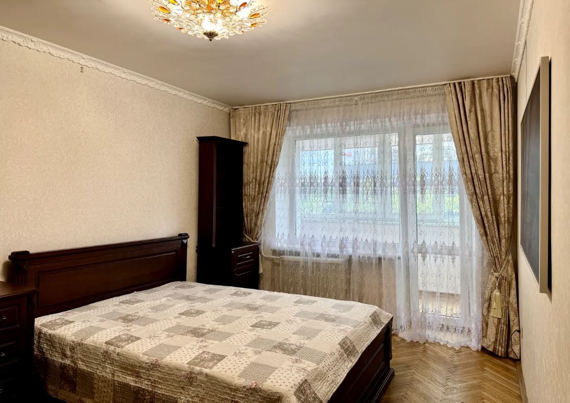 Оренда 3-кімнатної квартири 74 м², Богдана Гаврилишина вул.