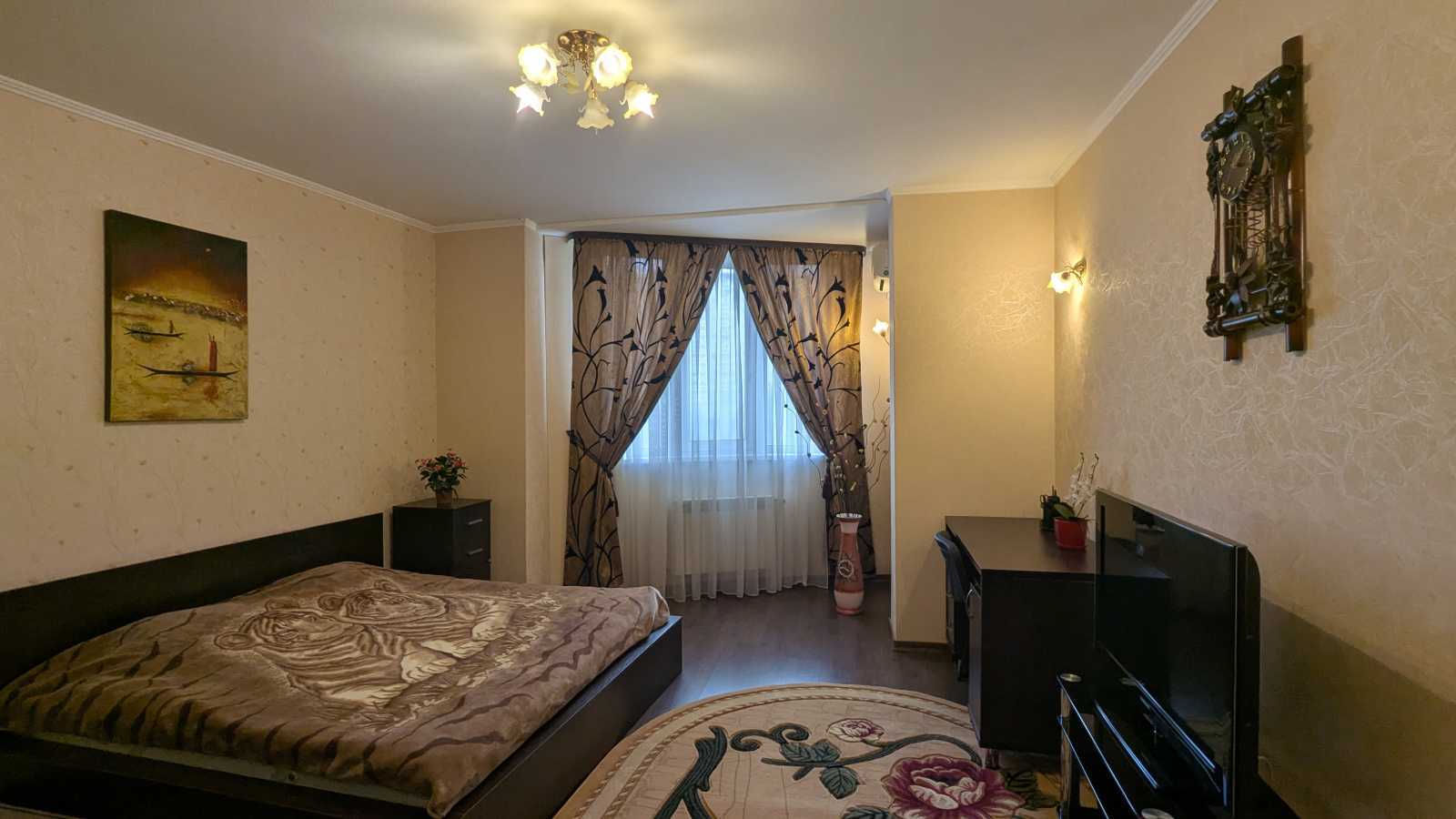 Продаж 1-кімнатної квартири 60 м², Урлівська вул., 11/44