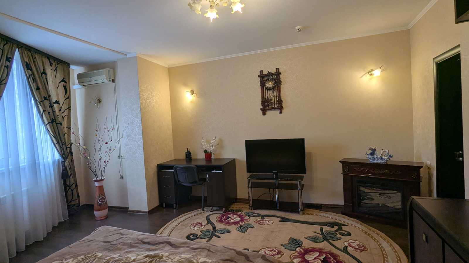 Продаж 1-кімнатної квартири 60 м², Урлівська вул., 11/44