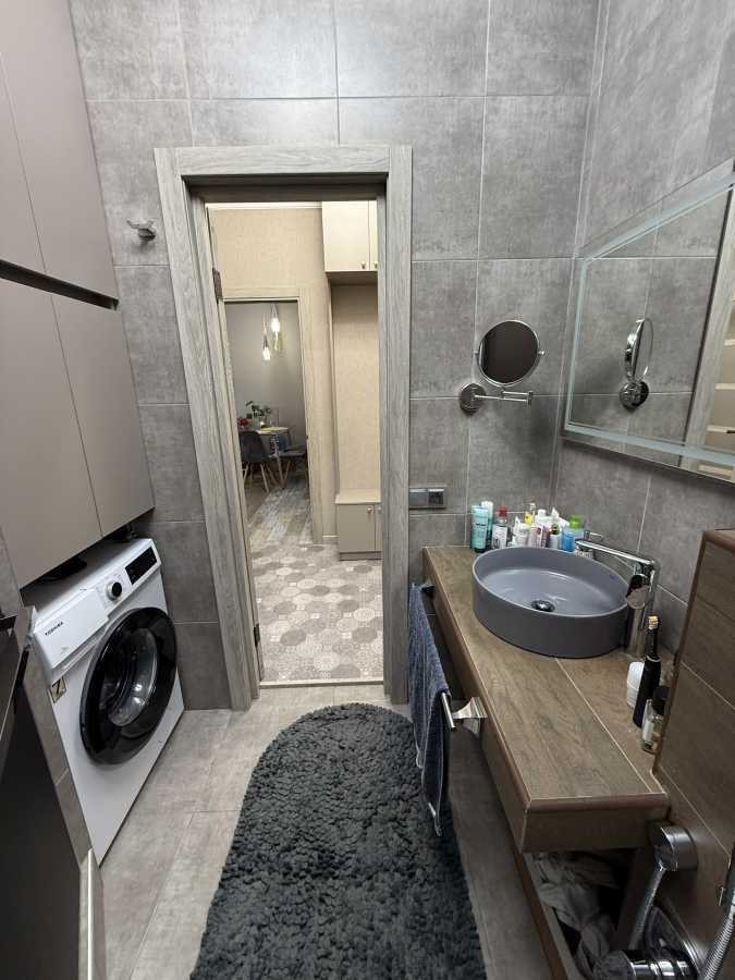 Продаж 1-кімнатної квартири 41 м², Михайла Донця вул., Драгоманова, 10