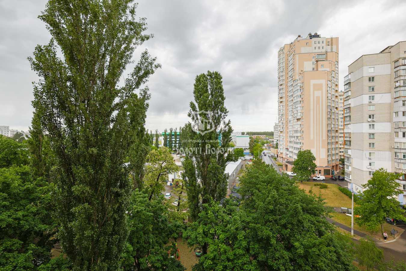Продаж 3-кімнатної квартири 74.5 м², Бориспільська вул., 28А