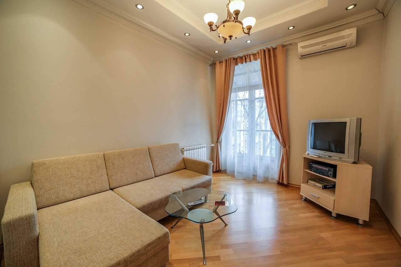 Оренда 2-кімнатної квартири 52 м², Хрещатик вул., 21