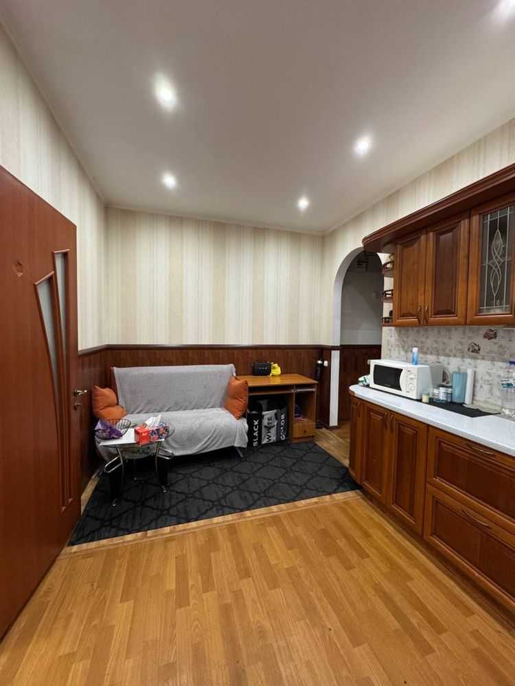 Аренда 1-комнатной квартиры 50 м², Сергея Нигояна просп.