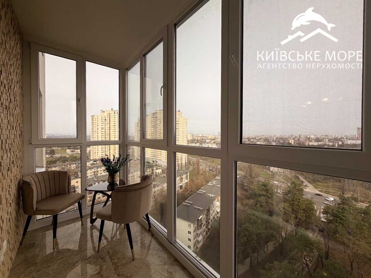 Продажа 3-комнатной квартиры 90 м², Воскресенская ул., 18