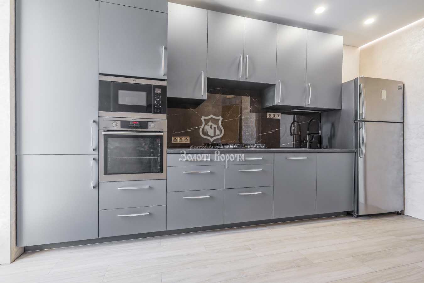 Продаж 2-кімнатної квартири 76.4 м², Бишівська вул., 14
