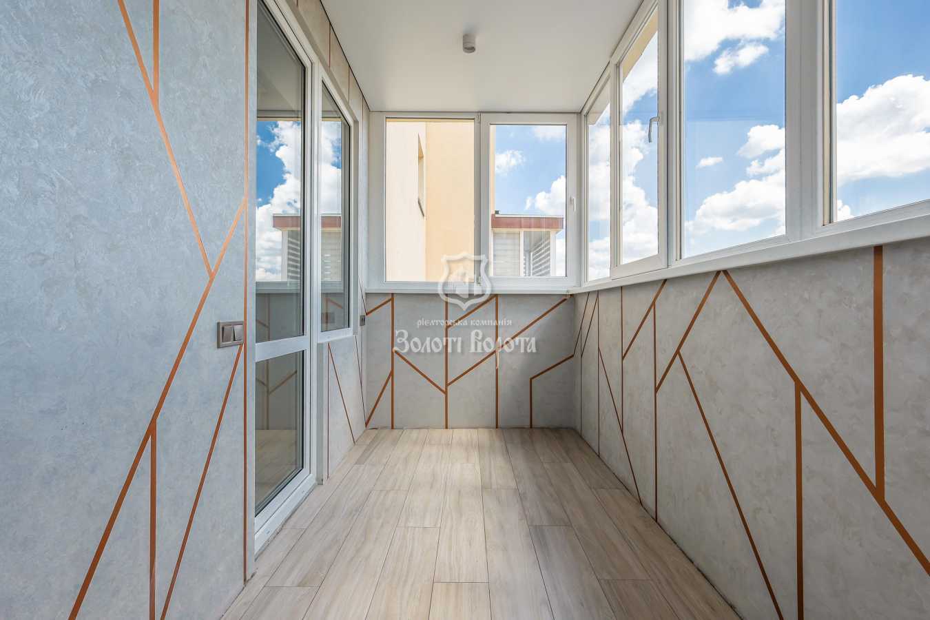 Продаж 2-кімнатної квартири 76.4 м², Бишівська вул., 14