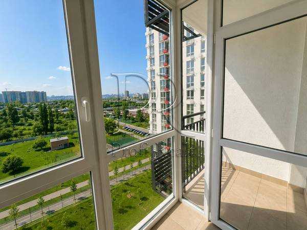 Продаж 1-кімнатної квартири 45 м², Канальна вул., 8Г