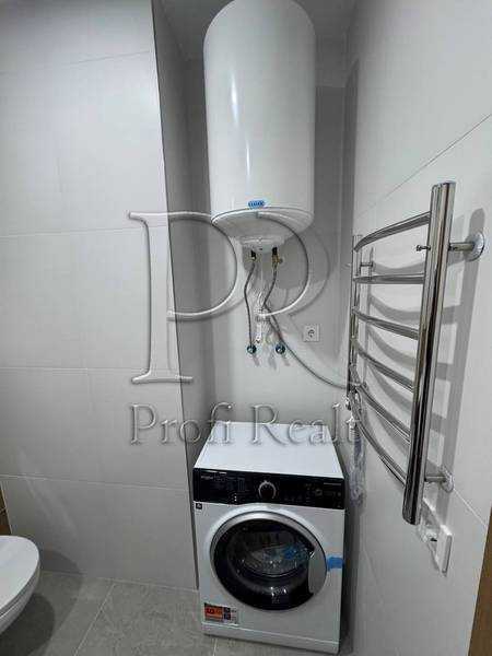 Продаж 1-кімнатної квартири 45 м², Канальна вул., 8Г