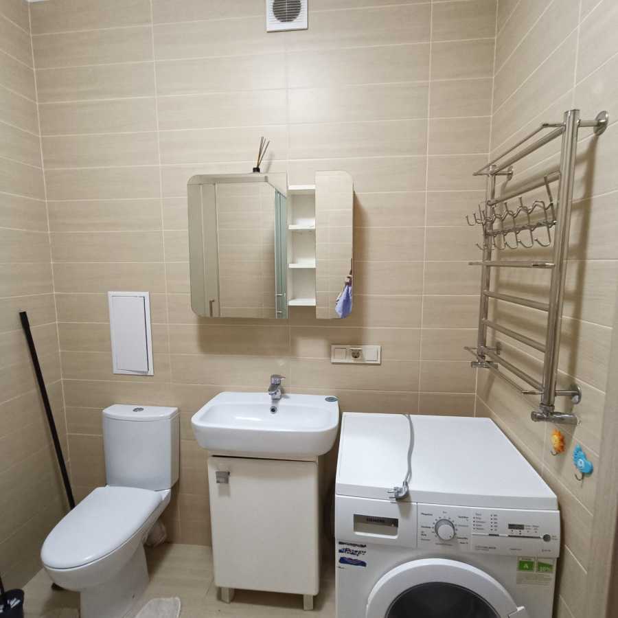 Оренда 2-кімнатної квартири 60 м², Фізкультурний пров., 25